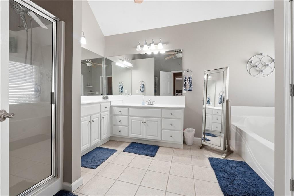 676 Bentleaf Drive Property Photo 12