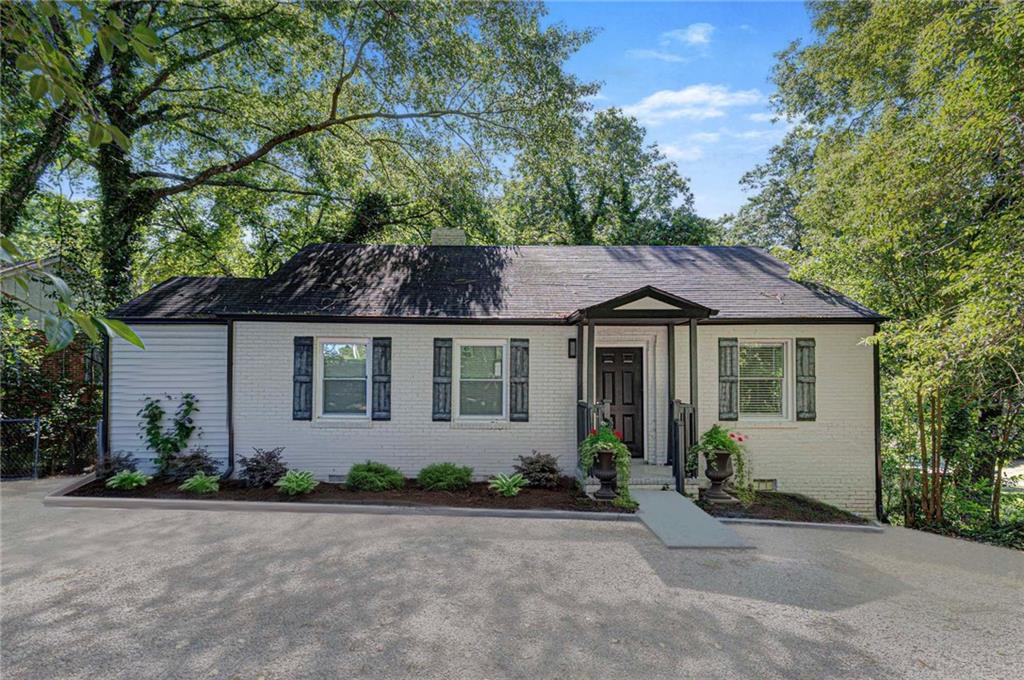 151 Munson Drive Property Photo 1