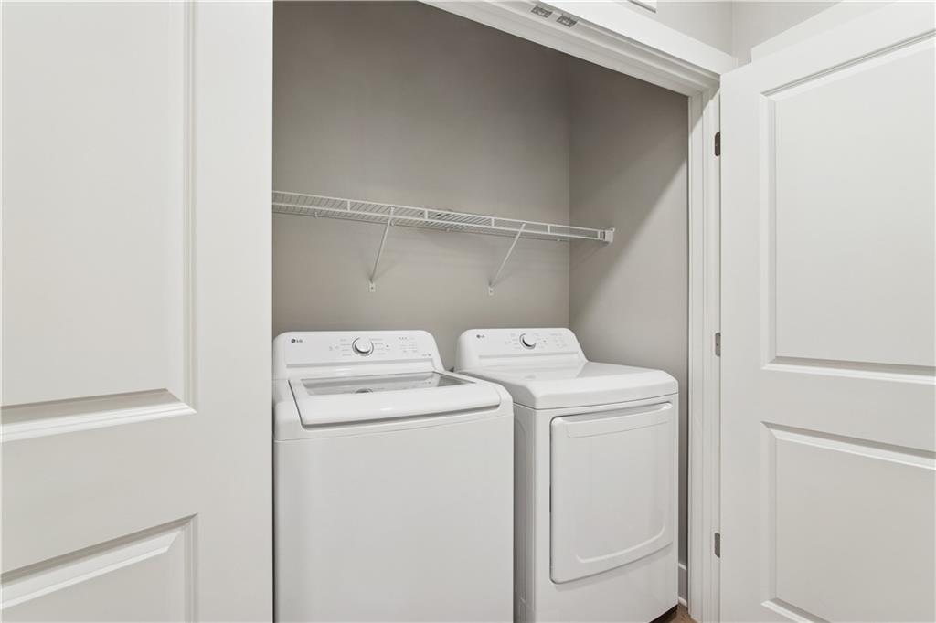 1880 Maple Drive Nw Unit A2 Property Photo 25