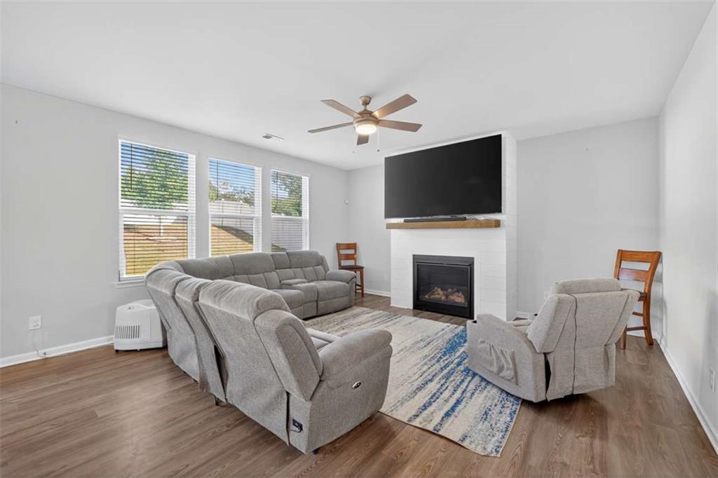 140 Camdale Court Property Photo 8