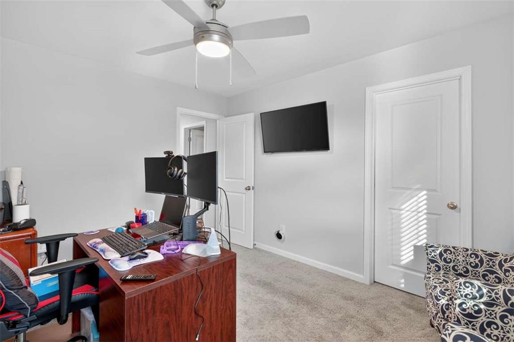 140 Camdale Court Property Photo 31