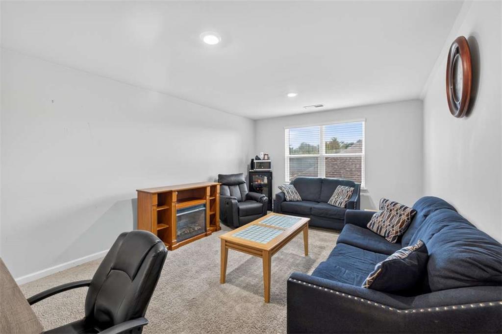140 Camdale Court Property Photo 46