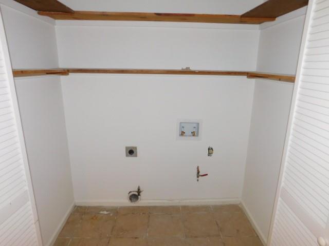 1710 Pine Road Property Photo 9