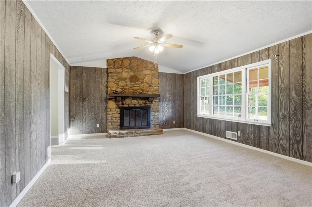 6742 Kellogg Drive Property Photo 3