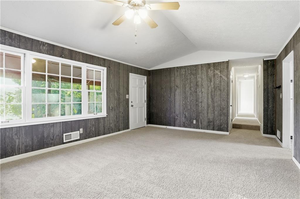 6742 Kellogg Drive Property Photo 6