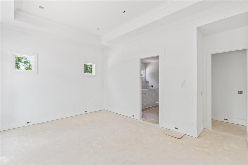 10910 Woodstock Road Property Photo 15