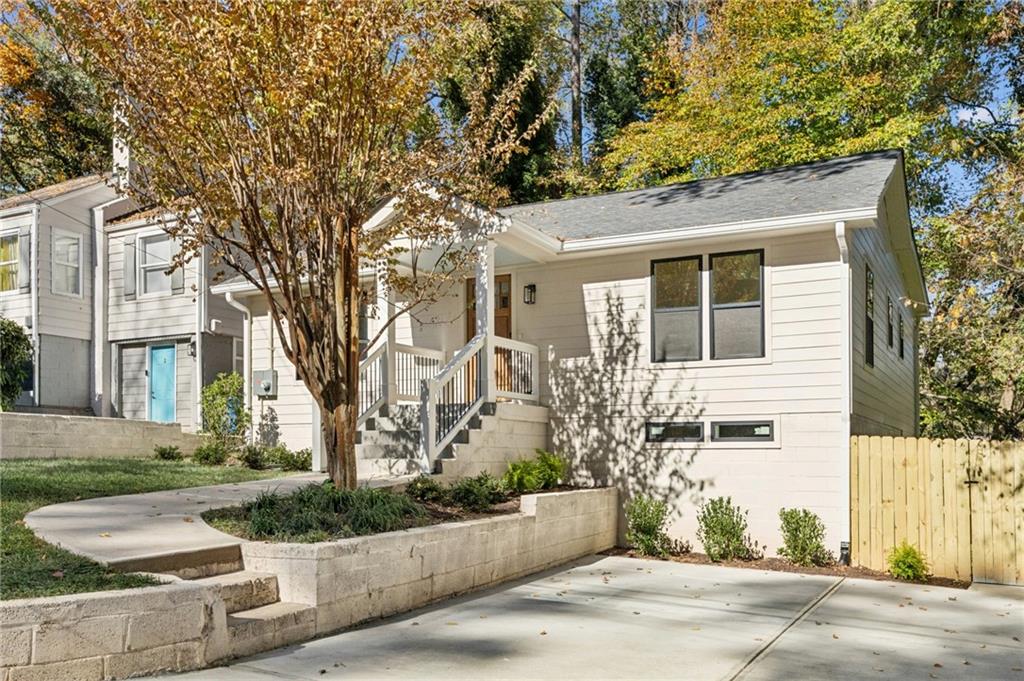 1917 Thompson Avenue