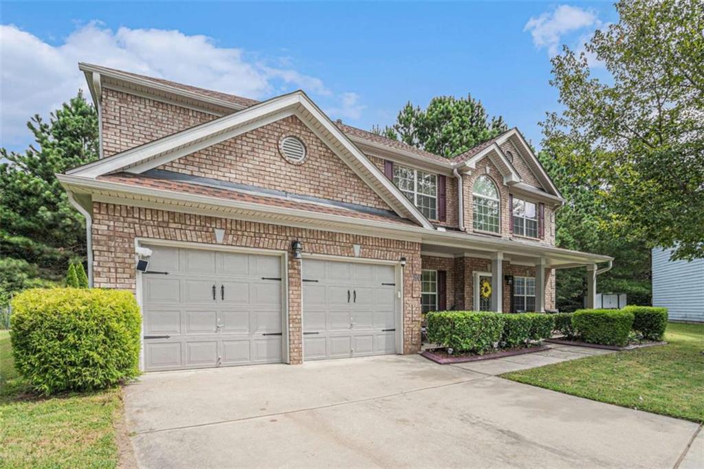 196 Allegrini Drive Property Photo 2