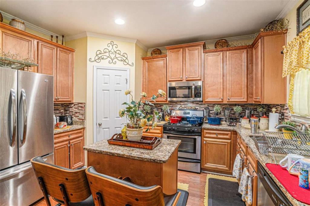 196 Allegrini Drive Property Photo 8