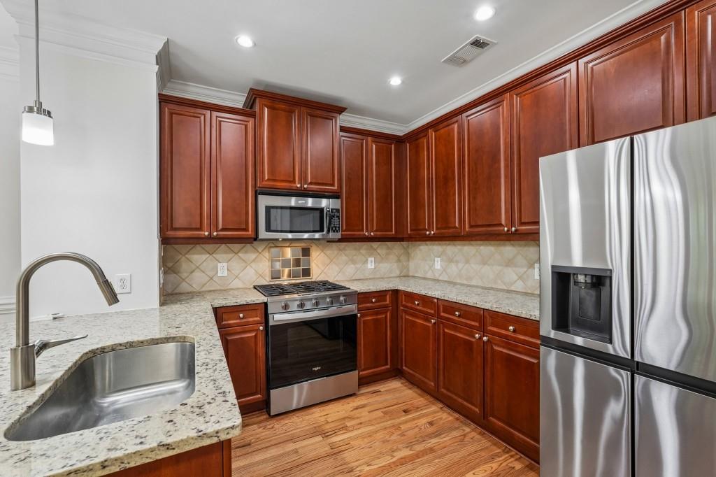 3709 Ashford Creek Hill Ne Property Photo 9