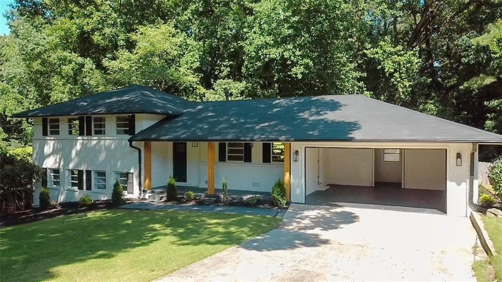 3539 Embry Circle Property Photo 2