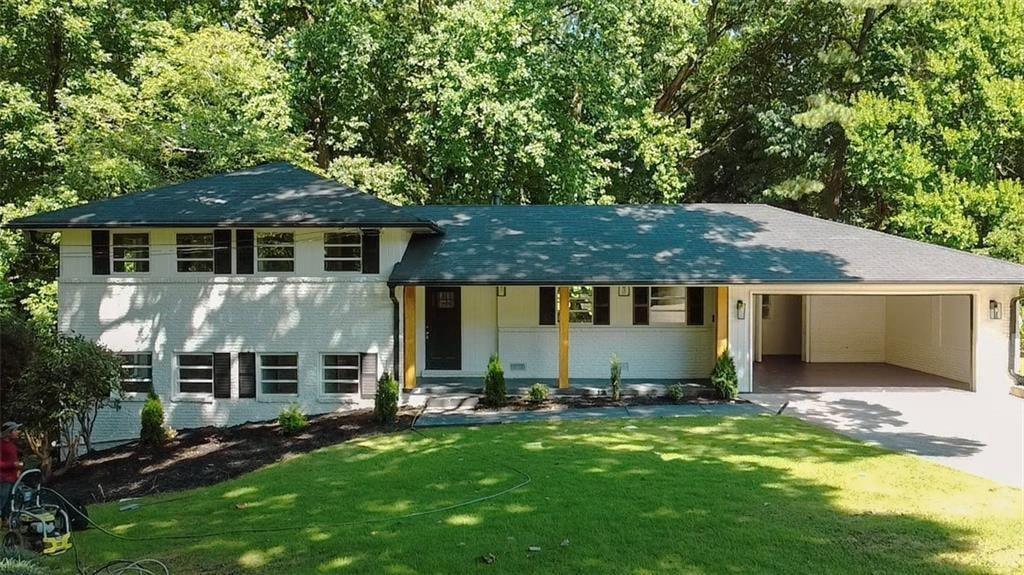3539 Embry Circle Property Photo 3