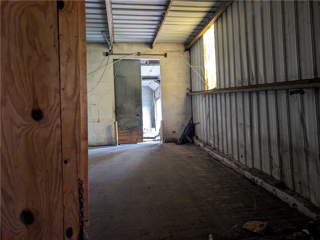1114 E Marion Avenue Property Photo 15