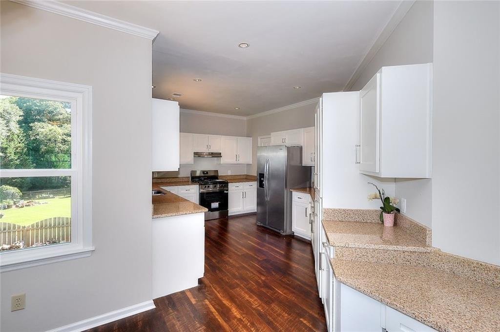 10590 Stonepoint Place Property Photo 14
