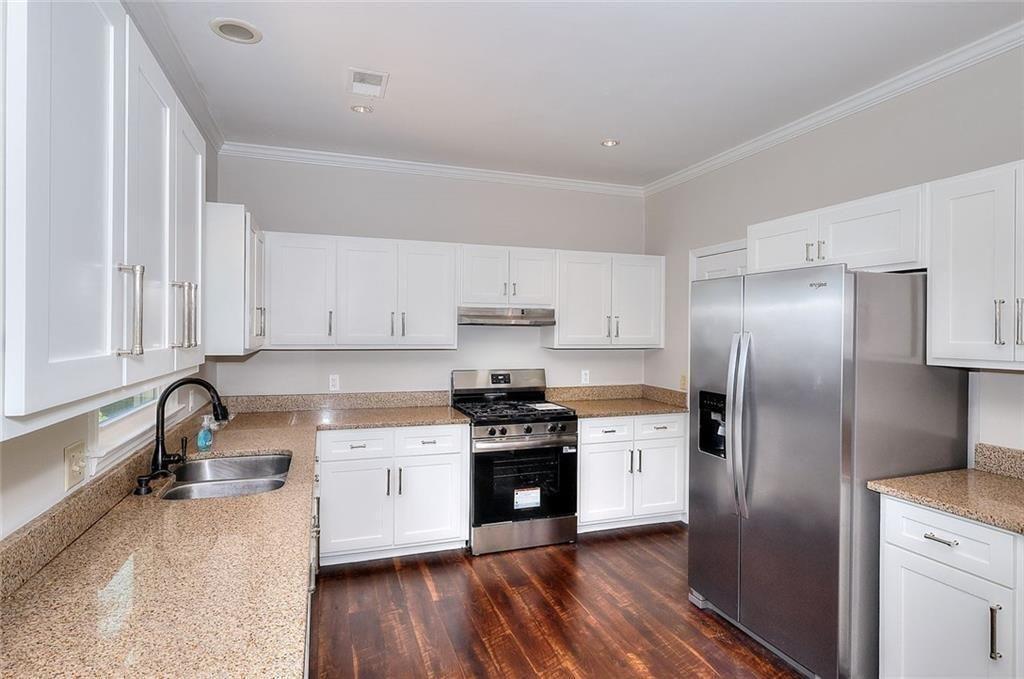 10590 Stonepoint Place Property Photo 17