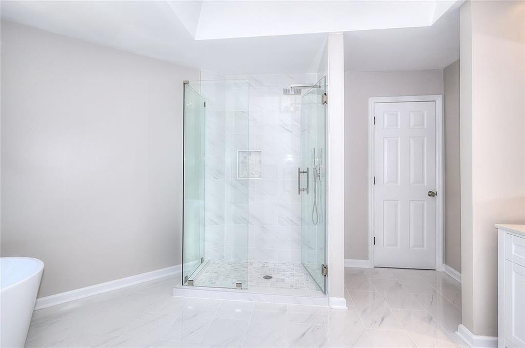 10590 Stonepoint Place Property Photo 31