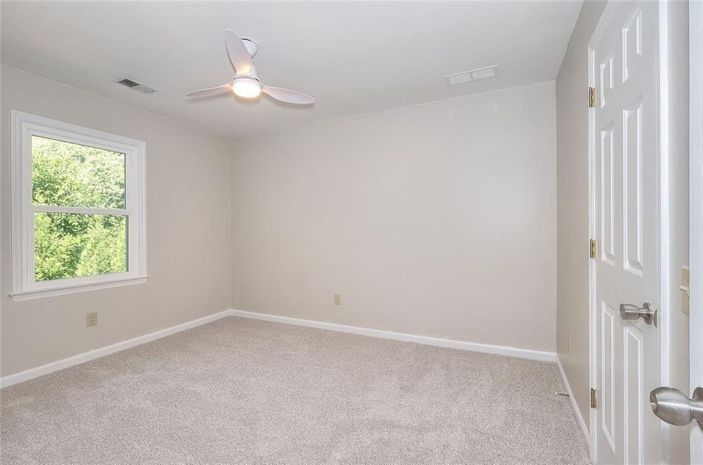 10590 Stonepoint Place Property Photo 34