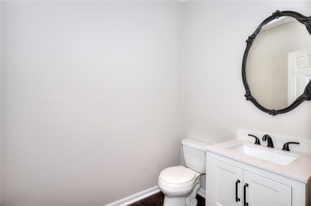 10590 Stonepoint Place Property Photo 35