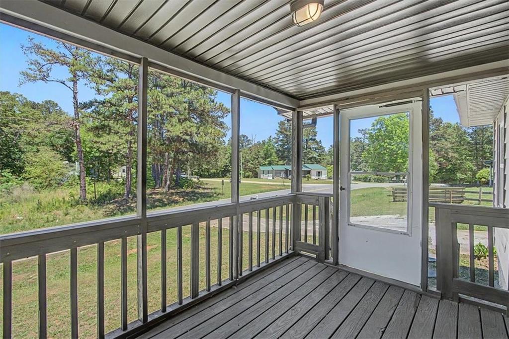 290 Dock Hyde Road Property Photo 5