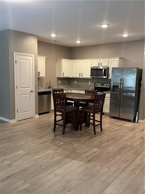 2330 Mckenna Square Drive Property Photo 4
