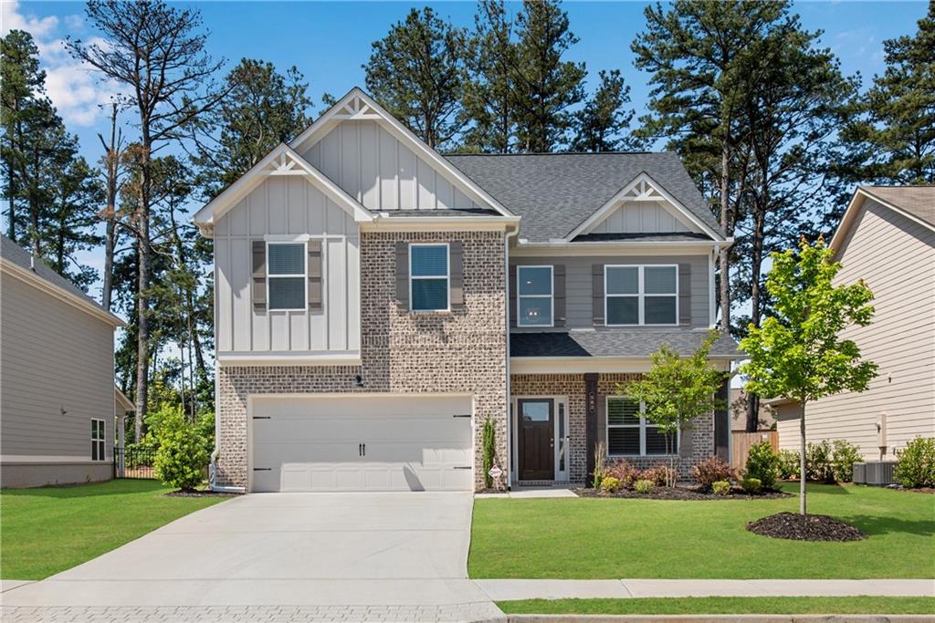 582 Eagles Nest Circle