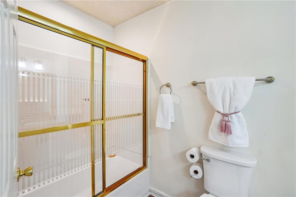 3736 E Bay Street Property Photo 18