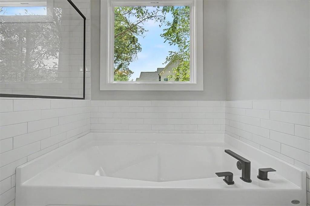26 Rushden Way Se Property Photo 32