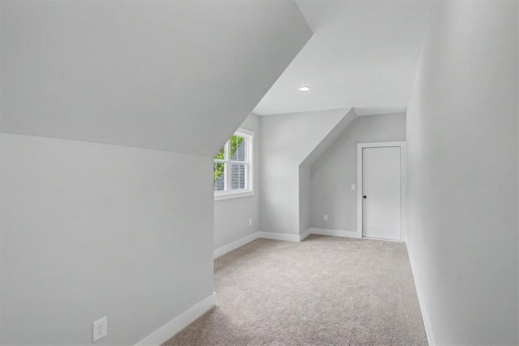 26 Rushden Way Se Property Photo 37