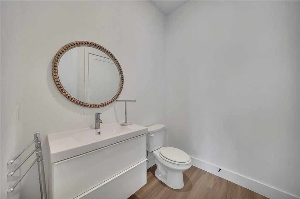 9040 Main Street Unit 128 Property Photo 12