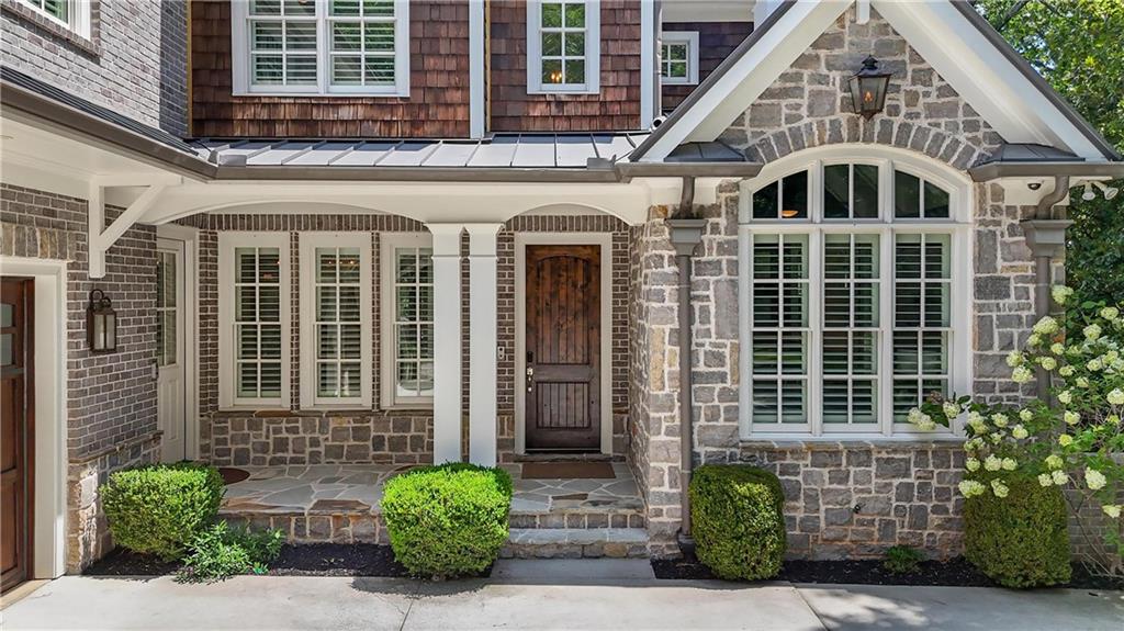 1685 Mount Paran Road Nw Property Photo 2