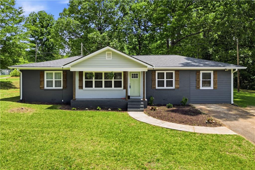 1827 Highway 27 N Property Photo 1