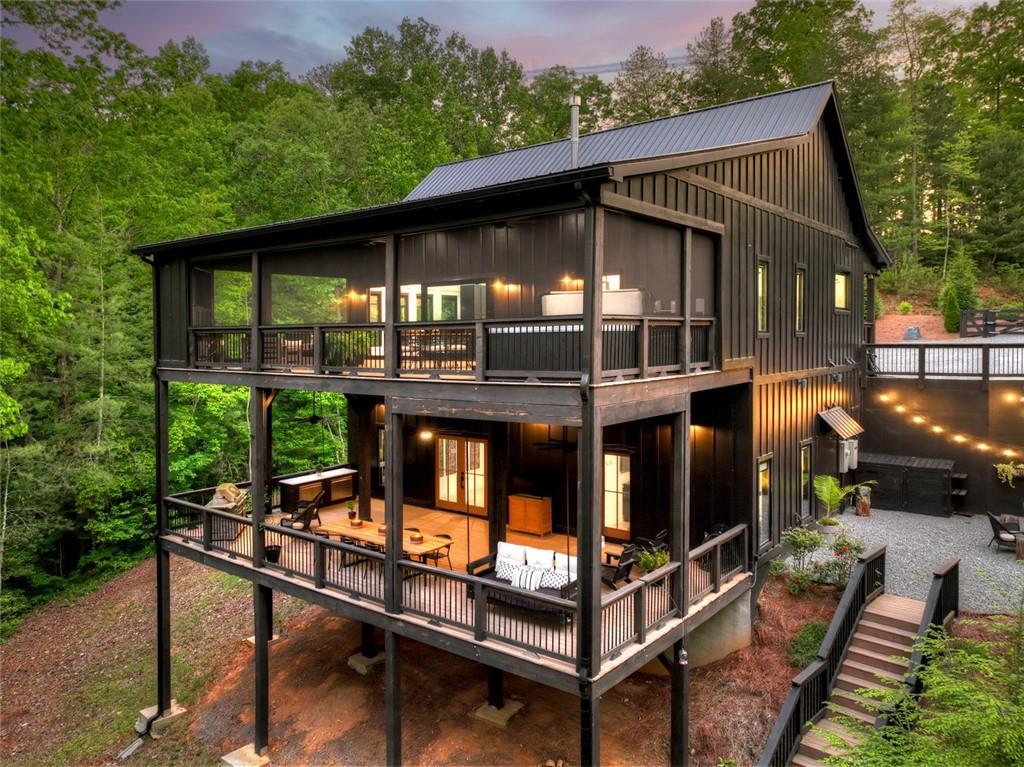 819 Hap Holt Road Property Photo 1