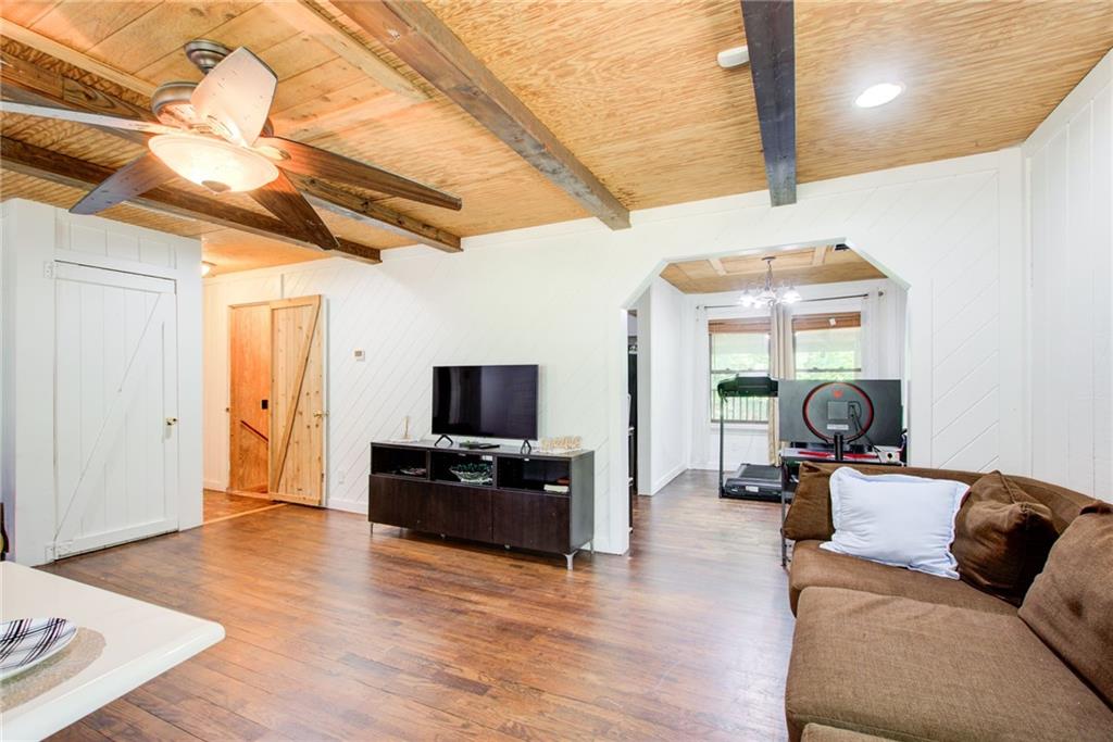 8176 E Highway 5 Property Photo 6
