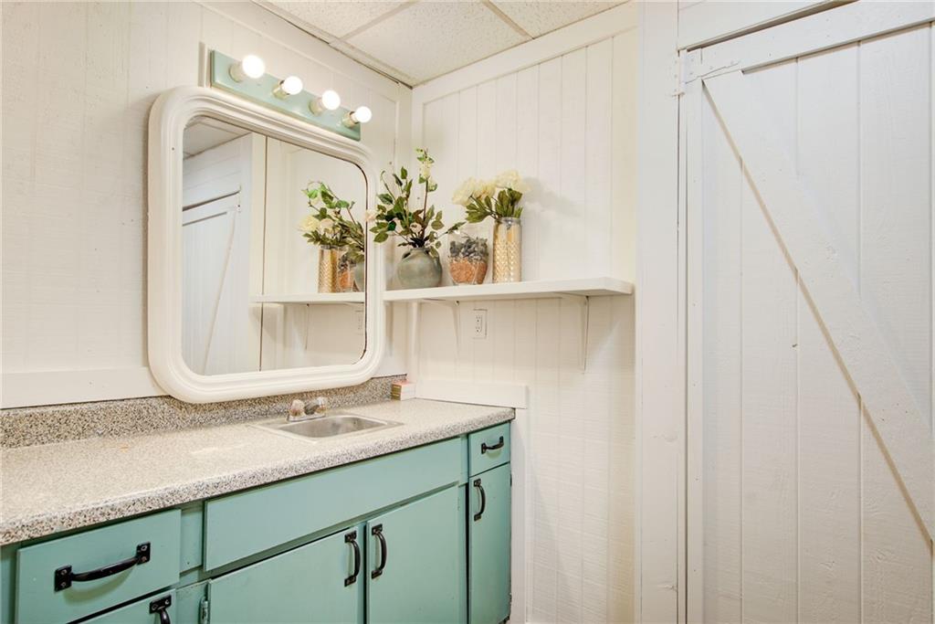 8176 E Highway 5 Property Photo 25