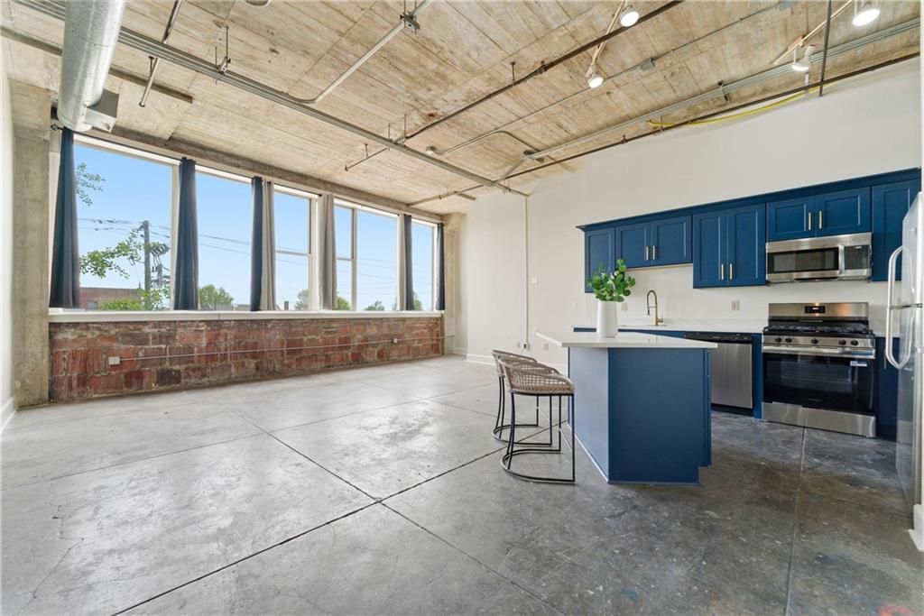505 Whitehall Street Sw Unit 301 Property Photo 1