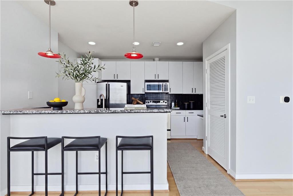 943 Peachtree Street Ne Unit 1915 Property Photo 1