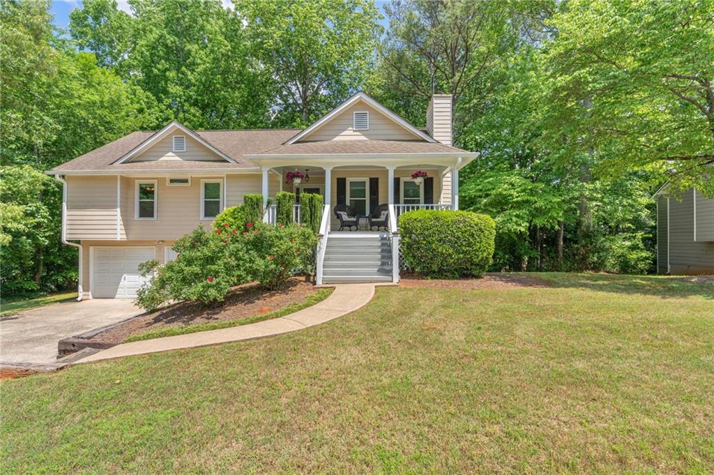 304 Rose Creek Way Property Photo 1