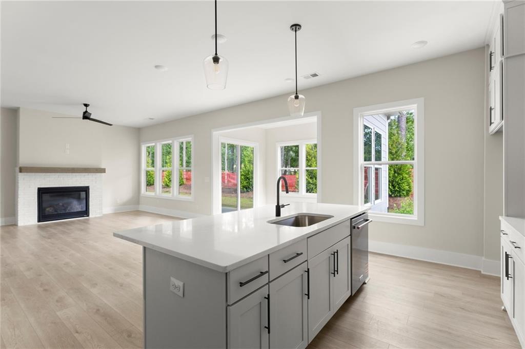 3552 Cedarvale Court Property Photo 12