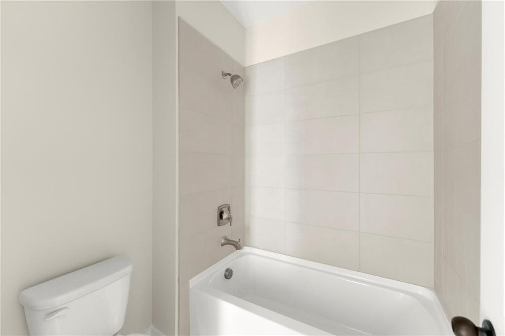 3552 Cedarvale Court Property Photo 38
