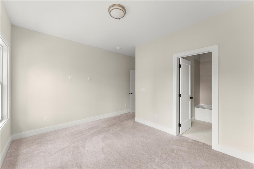 3552 Cedarvale Court Property Photo 43