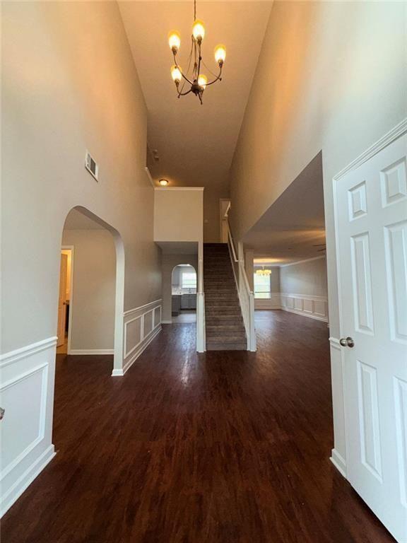 609 Vaughan Drive Property Photo 2