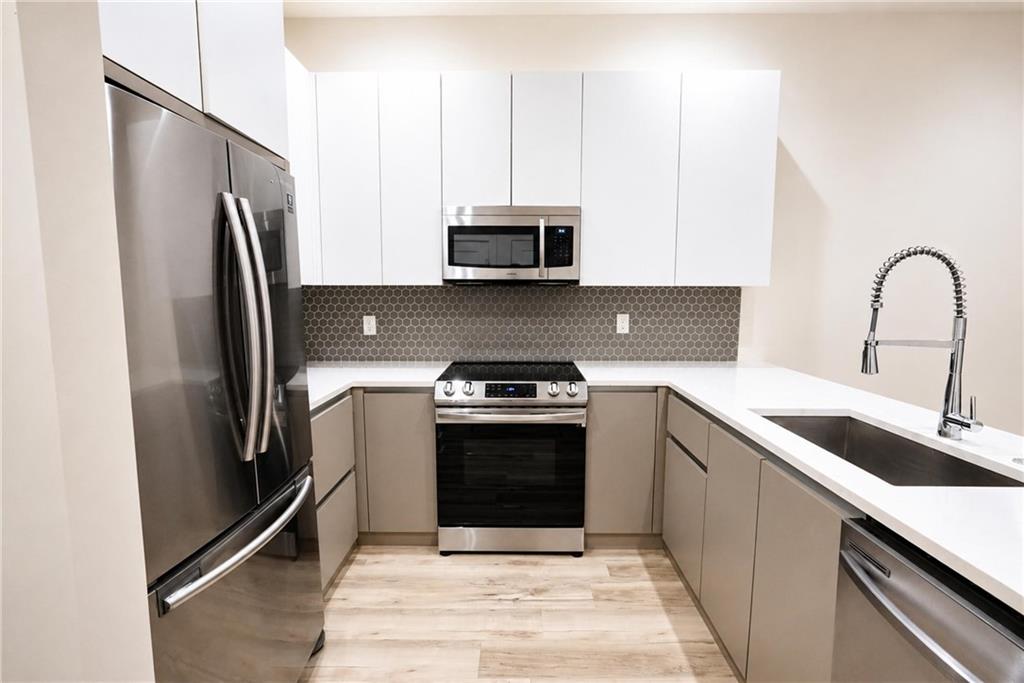 1155 Custer Avenue Se Unit 108 Property Photo 8