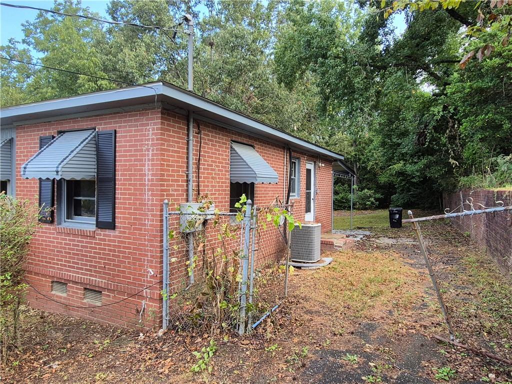 4 Lambert Drive Property Photo 2