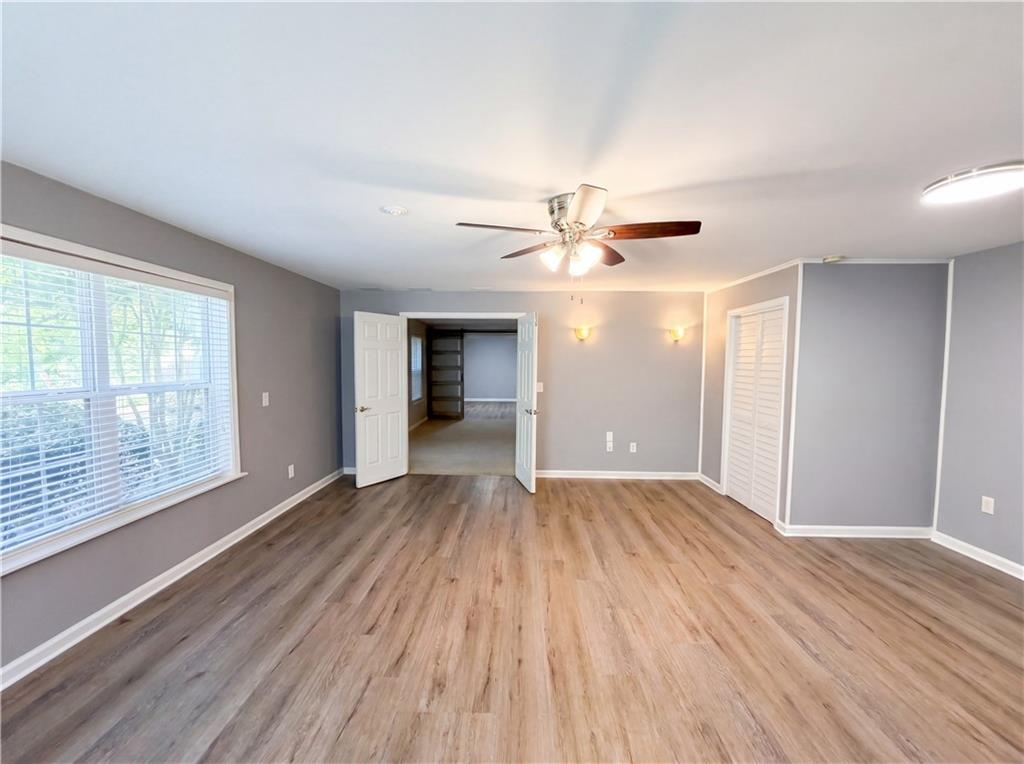 8111 Crestview Drive Se Property Photo 8