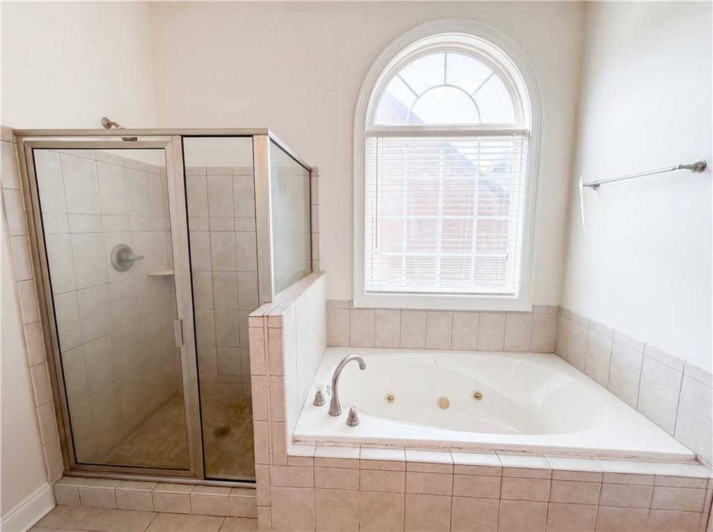 8111 Crestview Drive Se Property Photo 14