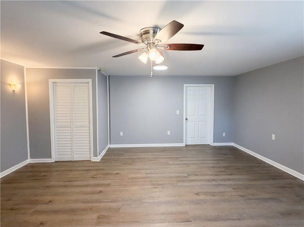 8111 Crestview Drive Se Property Photo 20