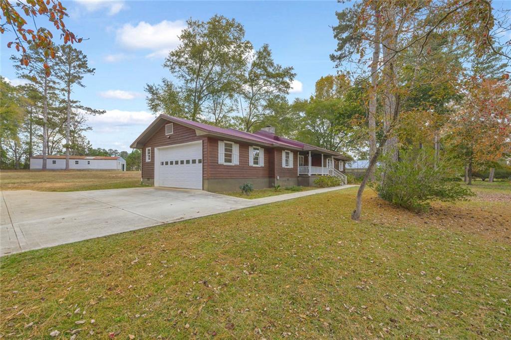 1715 Beaverdam Road Property Photo 1
