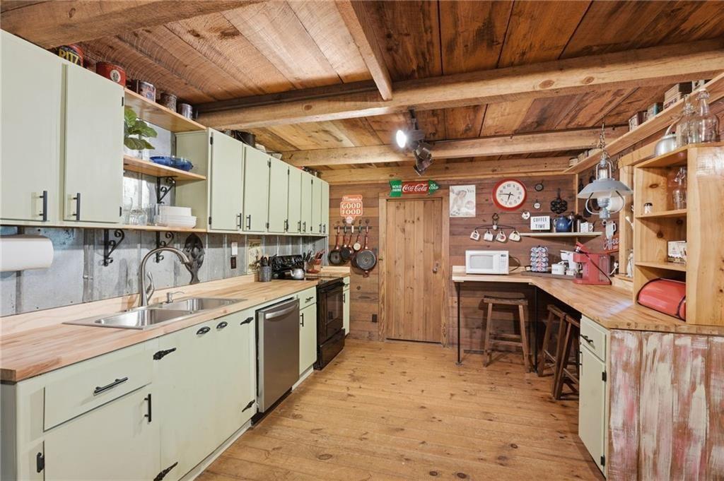 85 Clear Lake Court Property Photo 15
