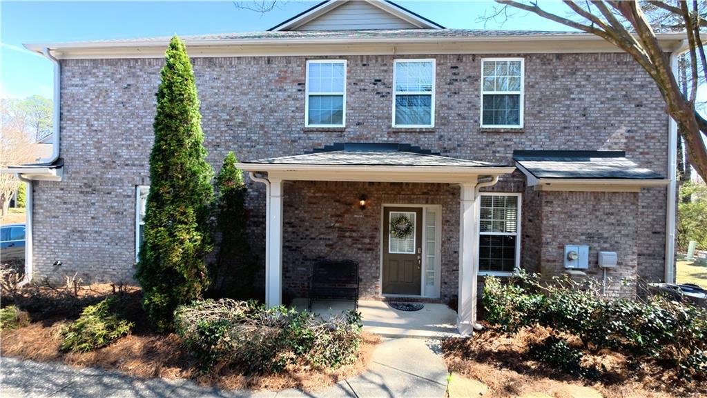 3192 Brockenhurst Drive Property Photo 1