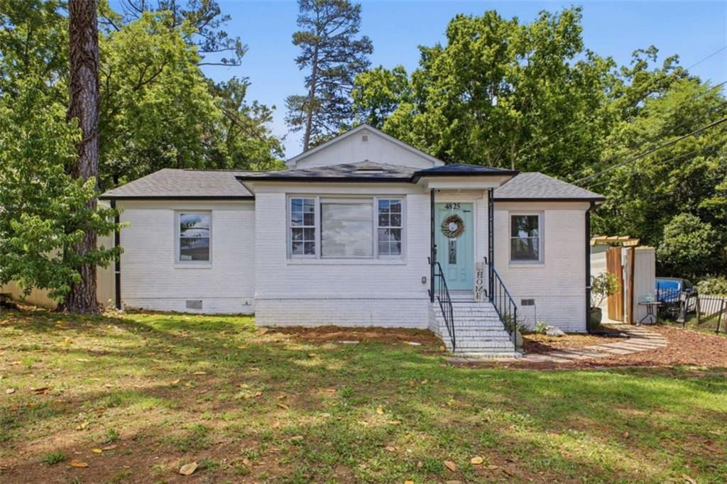 4825 River Road Property Photo 1